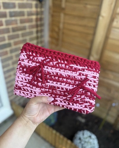 Pink red crochet - pink,