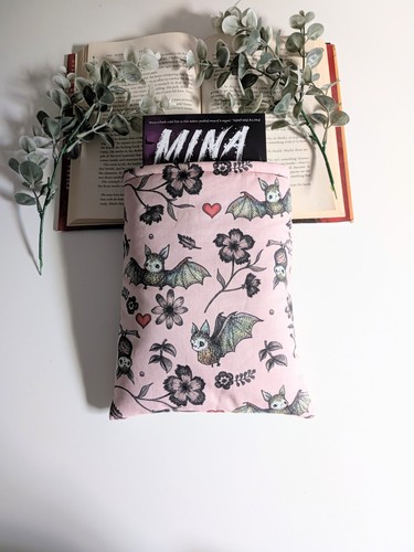 Bat book sleeve padded bats - bat,